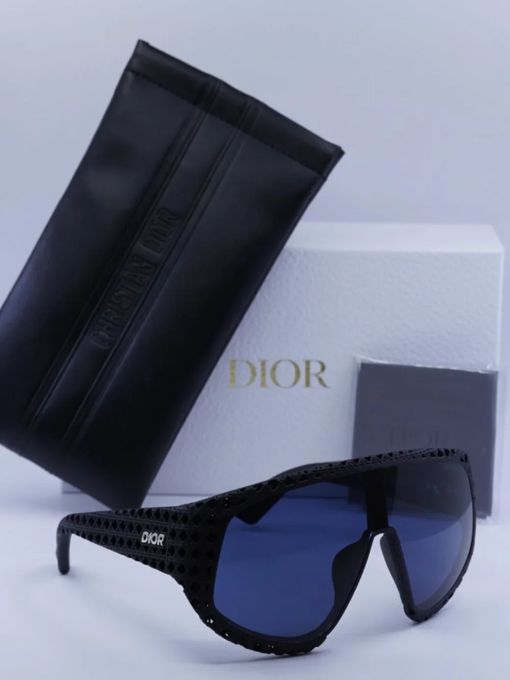 Dior DIOR3D M1U 11B0 Shield Sunglasses – Matte Black / Blue